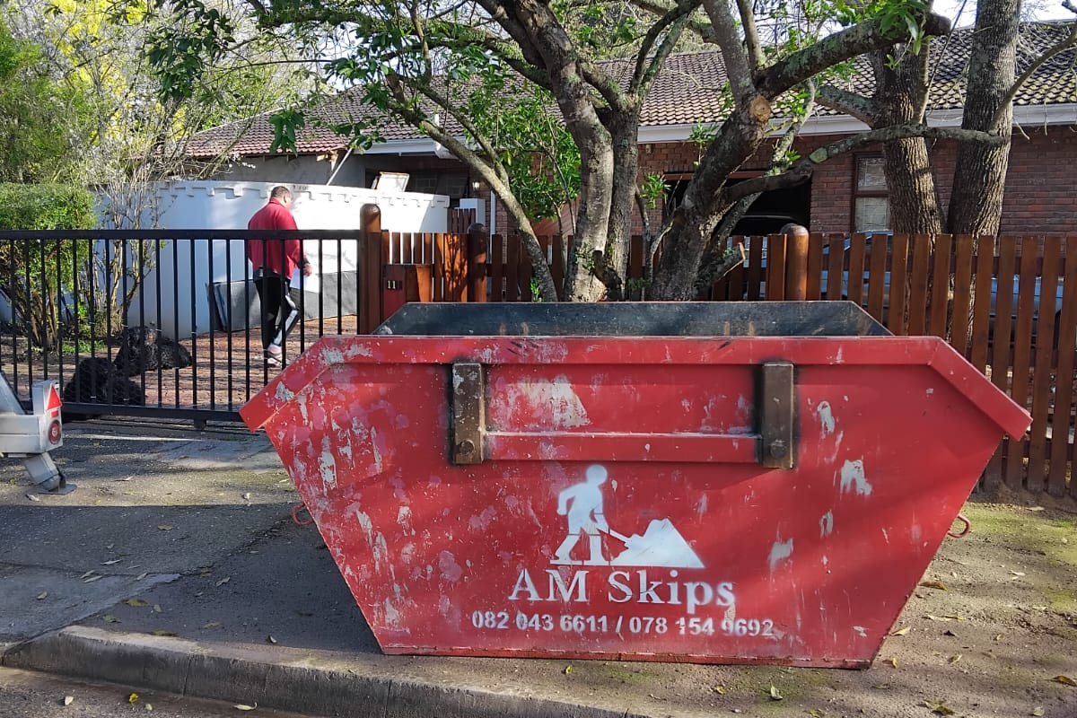 AM Skips - What can I put in a Skip Bin, and what not? AM Skips - What can I put in a Skip Bin, and what not?