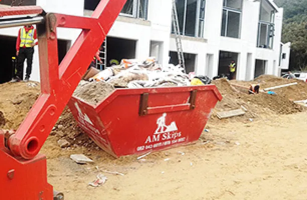 AM Skips Skip rentals in George in action