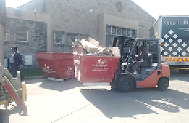 AM Skips Skip rentals in George in action